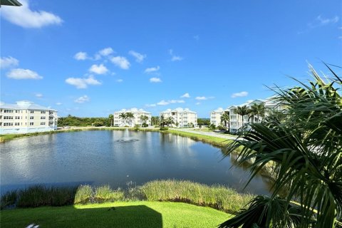 Copropriété à vendre à Bradenton, Floride: 3 chambres, 172.24 m2 № 2141170 - photo 12
