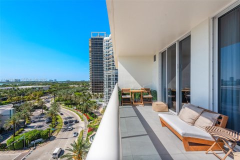 Copropriété à vendre à Surfside, Floride: 2 chambres, 117.06 m2 № 1977371 - photo 30