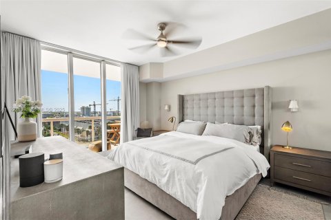 Copropriété à vendre à Surfside, Floride: 2 chambres, 117.06 m2 № 1977371 - photo 19