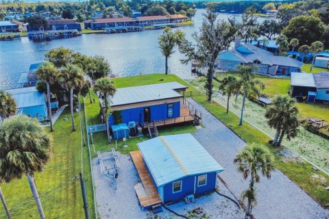 House in Astor, Florida 2 bedrooms, 144.56 sq.m. № 2396356 - photo 10