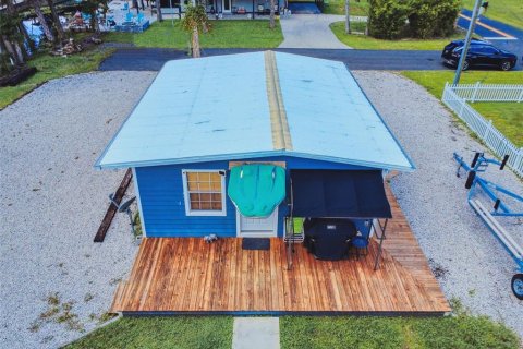 House in Astor, Florida 2 bedrooms, 144.56 sq.m. № 2396356 - photo 7