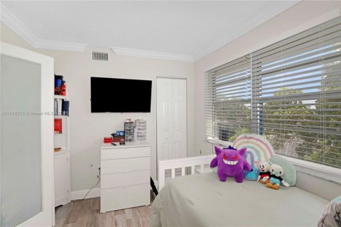 Condo in Palmetto Bay, Florida, 2 bedrooms  № 1834523 - photo 13