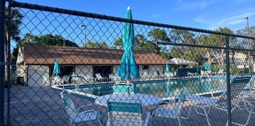 Condo à Palm City, Floride, 3 chambres № 1101120