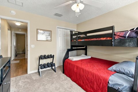 House in The Villages, Florida 3 bedrooms, 129.32 sq.m. № 2427169 - photo 18