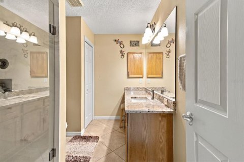 House in The Villages, Florida 3 bedrooms, 129.32 sq.m. № 2427169 - photo 14