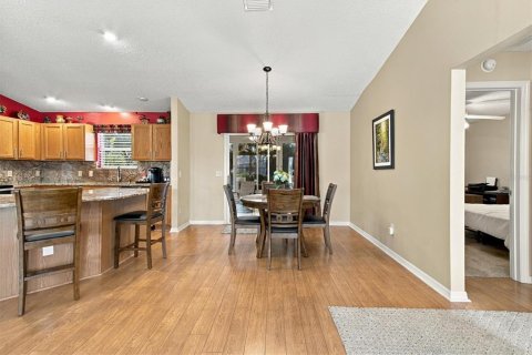 House in The Villages, Florida 3 bedrooms, 129.32 sq.m. № 2427169 - photo 6