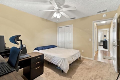 House in The Villages, Florida 3 bedrooms, 129.32 sq.m. № 2427169 - photo 21