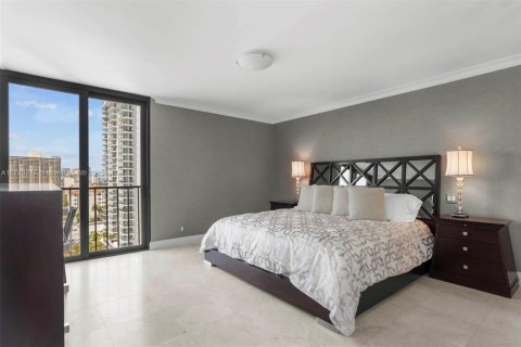 Снять в аренду кондоминиум в Авентура, Флорида 2 спальни, 169.55м2, № 1959099 - фото 14