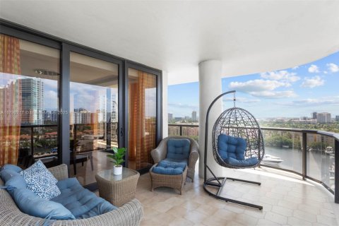 Снять в аренду кондоминиум в Авентура, Флорида 2 спальни, 169.55м2, № 1959099 - фото 22