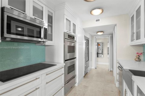Снять в аренду кондоминиум в Авентура, Флорида 2 спальни, 169.55м2, № 1959099 - фото 12