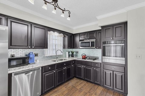Condo in New Port Richey, Florida, 2 bedrooms  № 1681620 - photo 10
