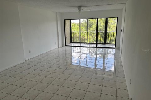 Condo in Clearwater, Florida, 2 bedrooms  № 1851716 - photo 6