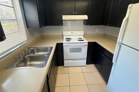 Appartement à louer à Lakeland, Floride: 2 chambres, 93.65 m2 № 2095003 - photo 5