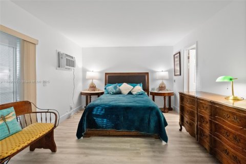 Condominio en venta en Deerfield Beach, Florida, 1 dormitorio, 65.03 m2 № 1962296 - foto 5