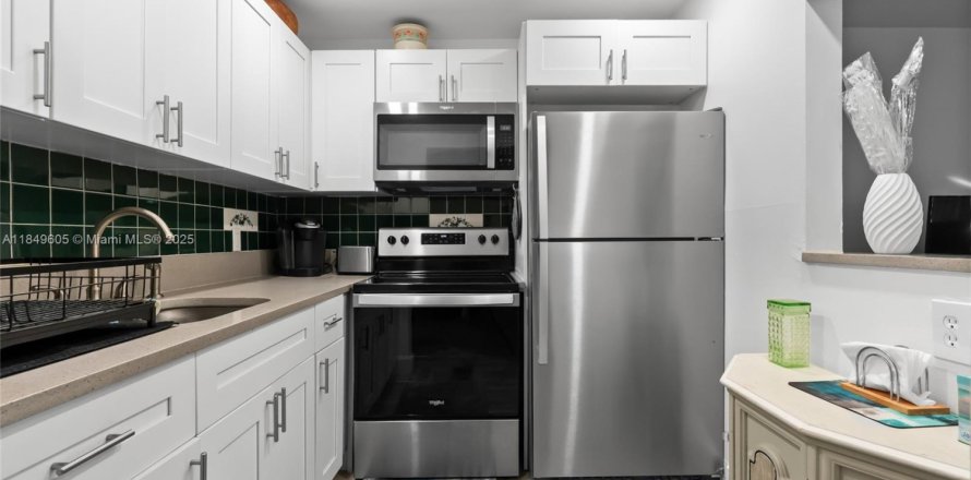 Condominio en Deerfield Beach, Florida, 1 dormitorio № 1962296