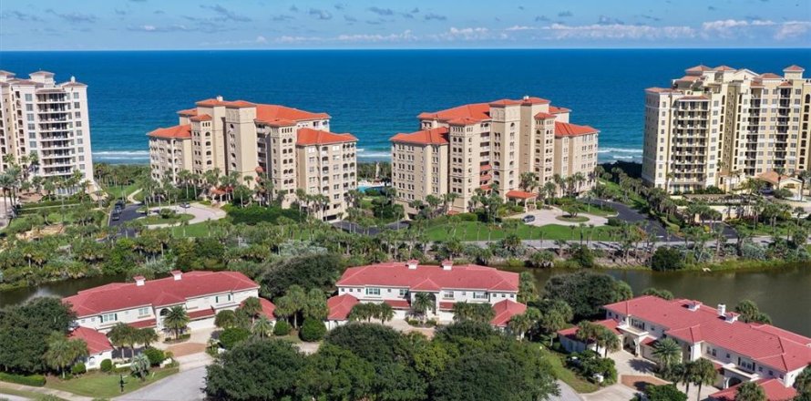 Condo à Palm Coast, Floride, 3 chambres № 2421789