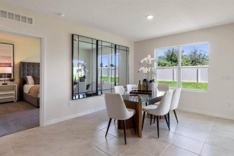 Casa en venta en Haines City, Florida, 3 dormitorios, 160.26 m2 № 2112364 - foto 2