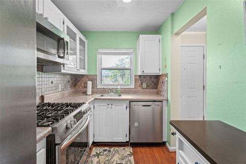 Condominio en venta en Winter Haven, Florida, 2 dormitorios, 128.02 m2 № 1557036 - foto 12