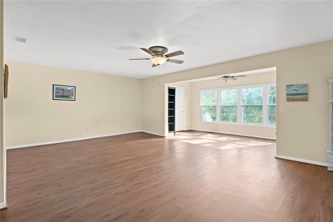Condominio en venta en Winter Haven, Florida, 2 dormitorios, 128.02 m2 № 1557036 - foto 3