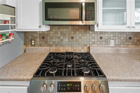 Condominio en venta en Winter Haven, Florida, 2 dormitorios, 128.02 m2 № 1557036 - foto 10