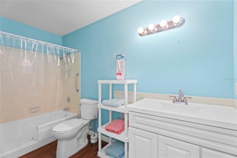 Condominio en venta en Winter Haven, Florida, 2 dormitorios, 128.02 m2 № 1557036 - foto 16