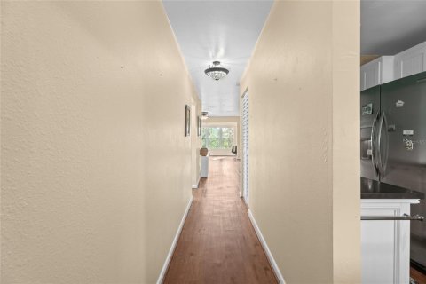 Condominio en venta en Winter Haven, Florida, 2 dormitorios, 128.02 m2 № 1557036 - foto 13