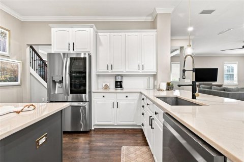 Casa en venta en Tampa, Florida, 4 dormitorios, 285.02 m2 № 2323990 - foto 22