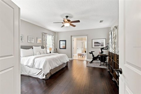 Casa en venta en Tampa, Florida, 4 dormitorios, 285.02 m2 № 2323990 - foto 30