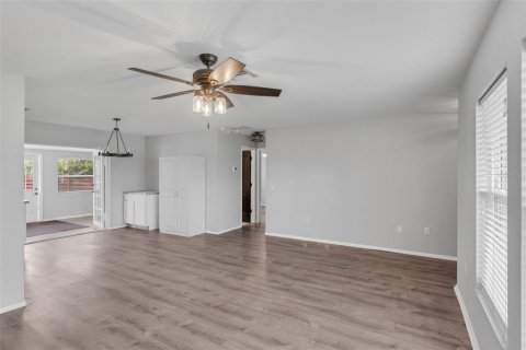 Casa en venta en Englewood, Florida, 2 dormitorios, 117.34 m2 № 1826194 - foto 5