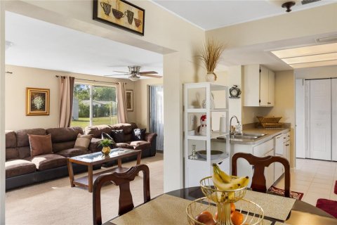 Villa ou maison à vendre à Port Charlotte, Floride: 2 chambres, 125.88 m2 № 1620427 - photo 24
