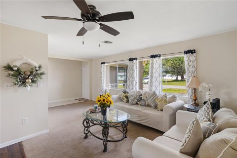 Villa ou maison à vendre à Port Charlotte, Floride: 2 chambres, 125.88 m2 № 1620427 - photo 6