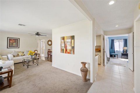 Villa ou maison à vendre à Port Charlotte, Floride: 2 chambres, 125.88 m2 № 1620427 - photo 20