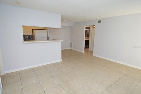 Copropriété à louer à Tampa, Floride: 2 chambres, 93.55 m2 № 2115438 - photo 10