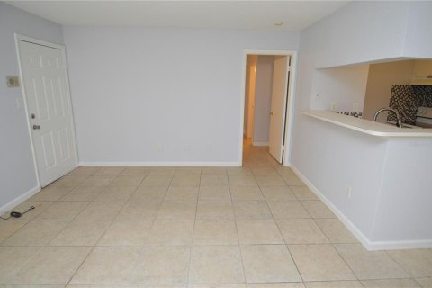 Copropriété à louer à Tampa, Floride: 2 chambres, 93.55 m2 № 2115438 - photo 12