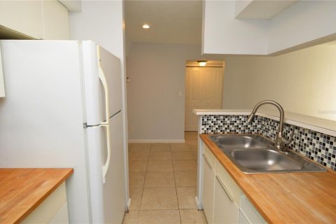 Copropriété à louer à Tampa, Floride: 2 chambres, 93.55 m2 № 2115438 - photo 7
