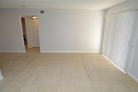 Copropriété à louer à Tampa, Floride: 2 chambres, 93.55 m2 № 2115438 - photo 19
