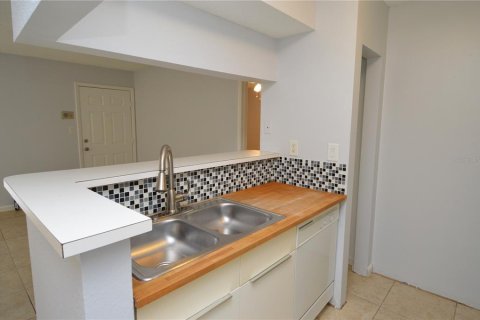 Copropriété à louer à Tampa, Floride: 2 chambres, 93.55 m2 № 2115438 - photo 6