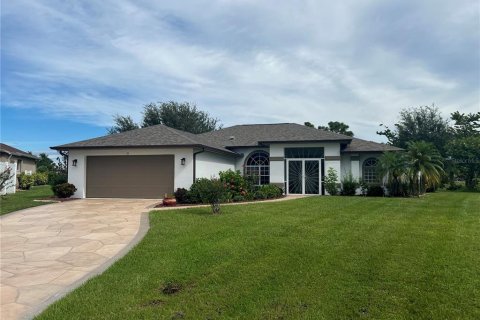 Casa en venta en Rotonda, Florida, 3 dormitorios, 244.8 m2 № 1900970 - foto 1