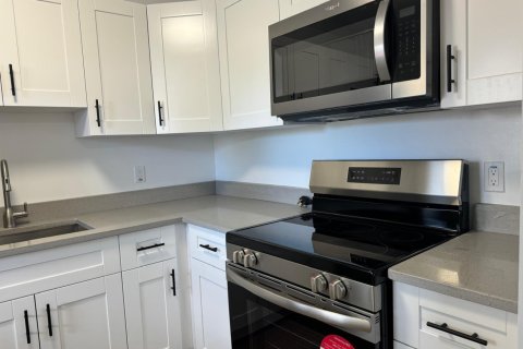 Appartement à louer à Plantation, Floride: 1 chambre, 69.49 m2 № 2393336 - photo 3