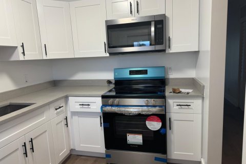 Appartement à louer à Plantation, Floride: 1 chambre, 69.49 m2 № 2393336 - photo 4