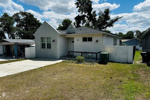 Casa en DeLand, Florida 3 dormitorios, 135.54 m2 № 2131100