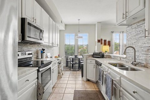 Condominio en venta en Celebration, Florida, 2 dormitorios, 138.24 m2 № 2284497 - foto 13