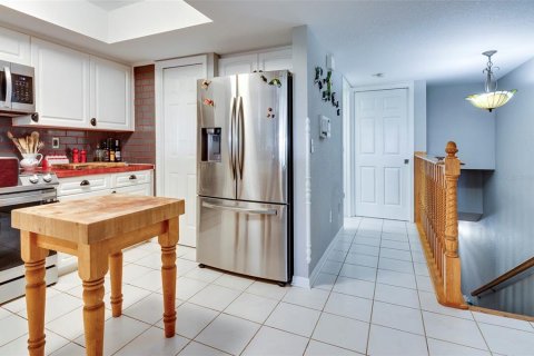 Townhouse in Seminole, Florida 3 bedrooms, 162.49 sq.m. № 1734746 - photo 27