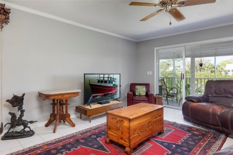 Townhouse in Seminole, Florida 3 bedrooms, 162.49 sq.m. № 1734746 - photo 5