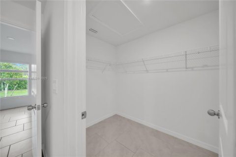 Villa ou maison à louer à Fort Myers, Floride: 3 chambres, 134.52 m2 № 1891188 - photo 21