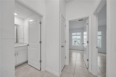 Villa ou maison à louer à Fort Myers, Floride: 3 chambres, 134.52 m2 № 1891188 - photo 24