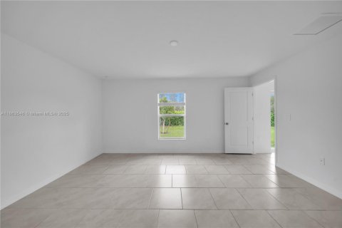 Villa ou maison à louer à Fort Myers, Floride: 3 chambres, 134.52 m2 № 1891188 - photo 16