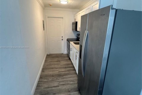 House in West Park, Florida 2 bedrooms, 403.2 sq.m. № 1970903 - photo 5