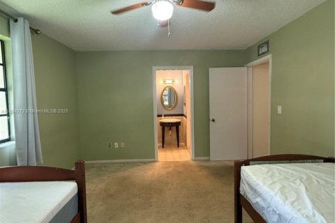 Copropriété à louer à Miami, Floride: 2 chambres, 105.91 m2 № 1949909 - photo 6