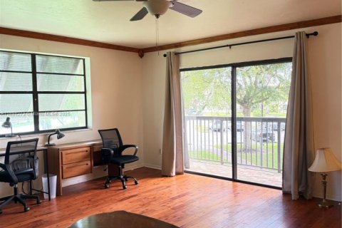 Copropriété à louer à Miami, Floride: 2 chambres, 105.91 m2 № 1949909 - photo 8